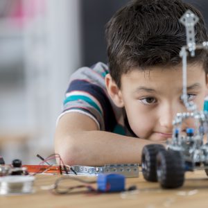 Discovery of Robots: Coding mBot (Grades 3-5)